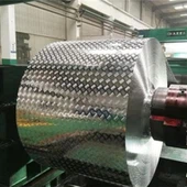 Bobina xadrez de aço laminada a quente